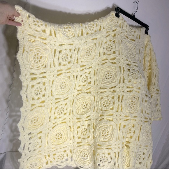 Vintage Handmade Cream Crochet Lace Granny Square Flower Afghan Blanket - Picture 7 of 14
